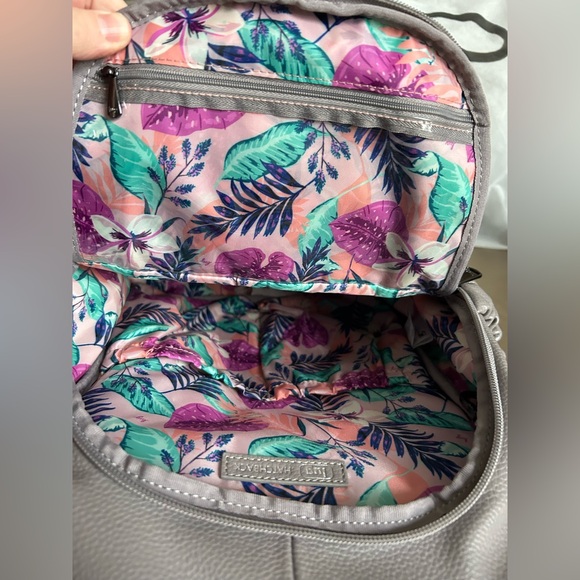 Lug Hatchback Classic VL Backpack Pearl Grey NEW - Picture 13 of 14